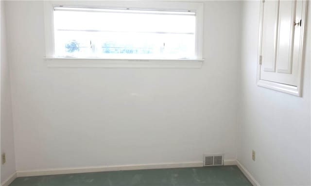 211 Hester Ave, Stowe Twp, PA 15136 - photo 22