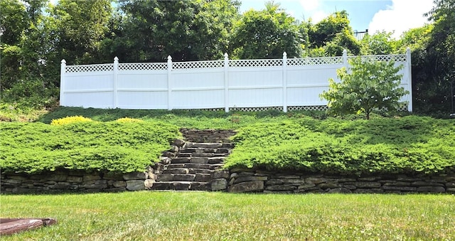 211 Hester Ave, Stowe Twp, PA 15136 - photo 6