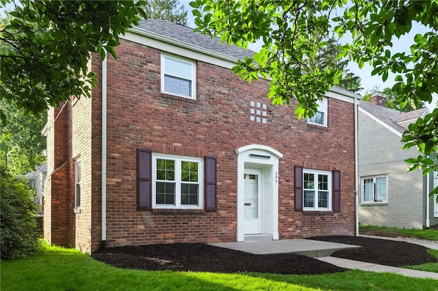 586 Kenilworth Dr, Mt Lebanon, PA 15228 - photo 1