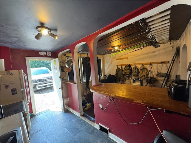 407 Short Canal St, Sharpsburg, PA 15215 - photo 2