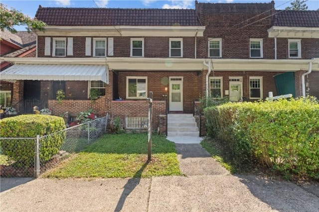 6526 Jackson St, Highland Park, PA 15206 - photo 1
