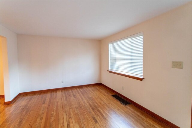 733 Veronica Dr, Penn Hills, PA 15235 - photo 7