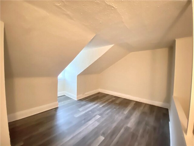 910 Smithton Ave, Marshall Shadeland, PA 15212 - photo 9