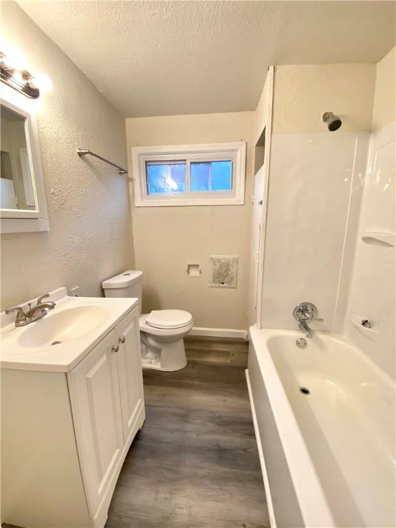 910 Smithton Ave, Marshall Shadeland, PA 15212 - photo 32