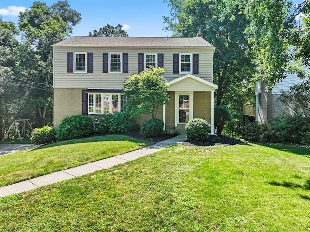 124 Bently Down Dr, Moon/Crescent Twp, PA 15108 - photo 1