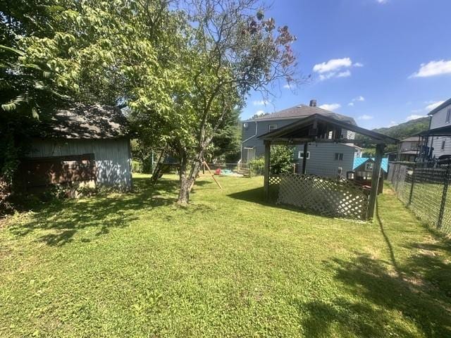238-240 Spring St, Springdale Twp, PA 15049 - photo 3