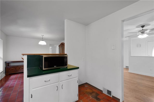 3229 Arapahoe Rd, Bethel Park, PA 15241 - photo 12