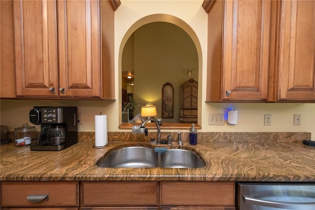 670 Lakeview Dr, South Strabane, PA 15301 - photo 9