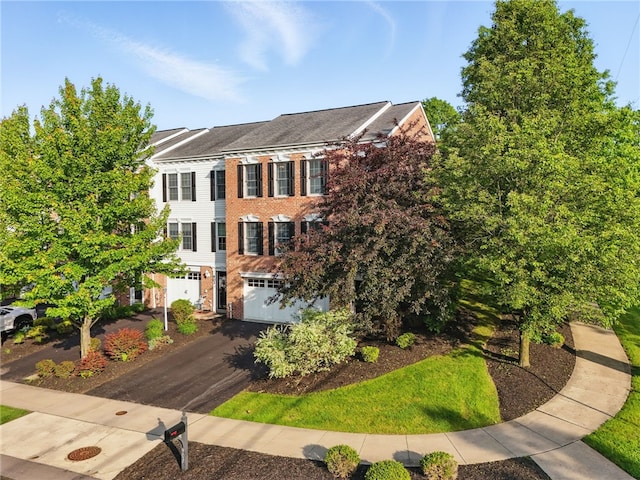 901 Montclair Dr, Moon/Crescent Twp, PA 15108 - photo 3