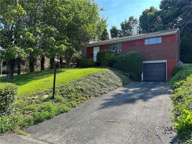 213 Monica Dr, Hempfield Twp, PA 15601 - photo 3