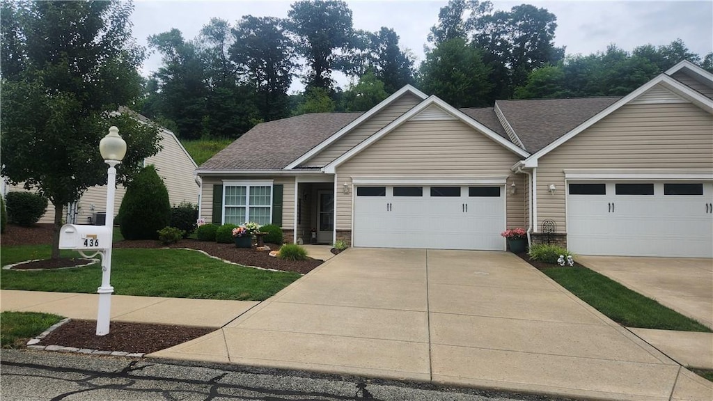 436 Chestnut Ln, Allegheny Twp, PA 15613 - photo 1