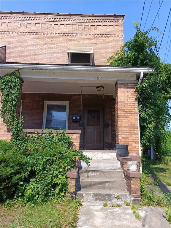 514 Pearson St, New Castle, PA 16101 - photo 1
