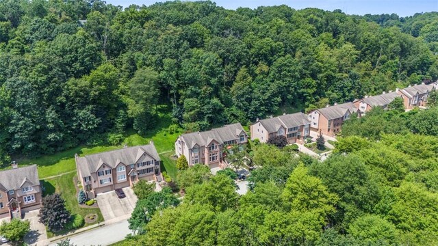 2117 Huntington Ct S, Franklin Park, PA 15090 - photo 32