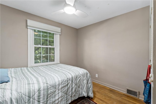 1514 Worcester Dr, Mt Lebanon, PA 15243 - photo 12