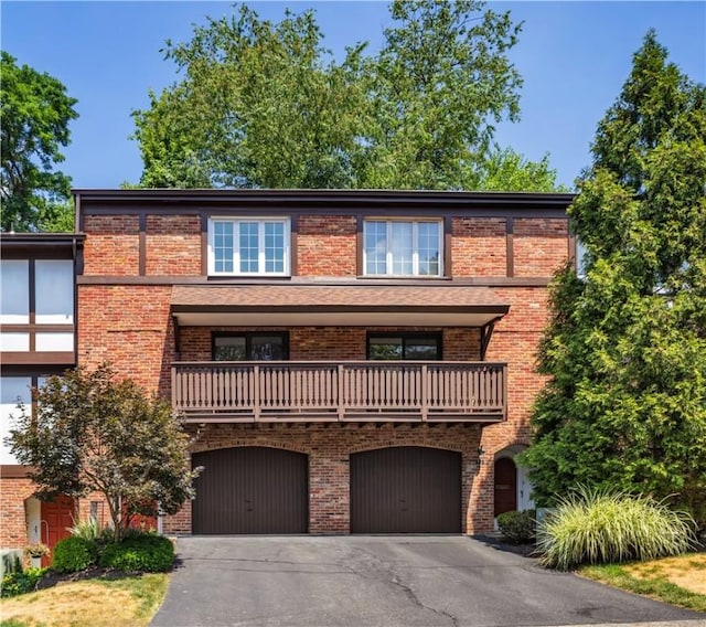 337 Woodbridge Dr, Ross Twp, PA 15237 - photo 1