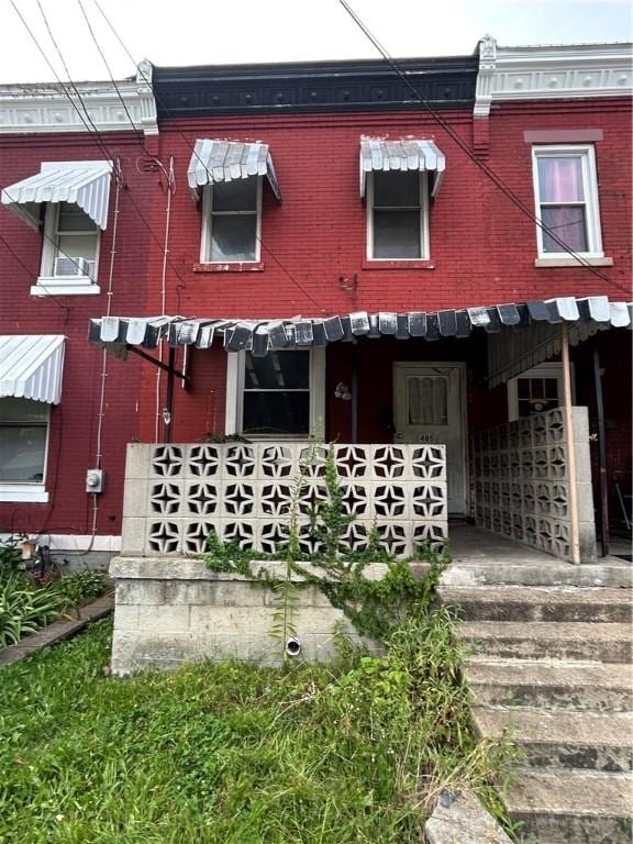 405 S 5th St, Jeannette, PA 15644 - photo 1