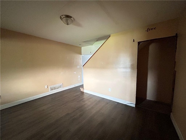 405 S 5th St, Jeannette, PA 15644 - photo 7