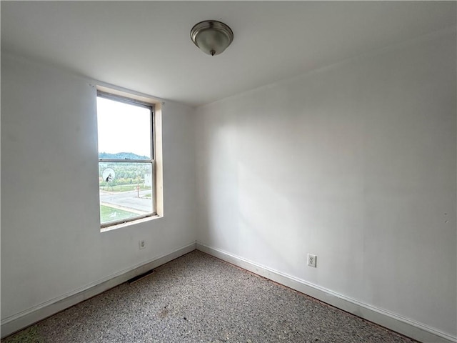 405 S 5th St, Jeannette, PA 15644 - photo 16