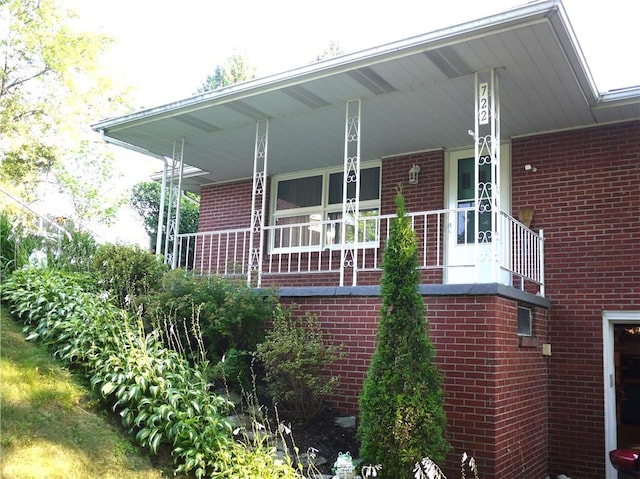 722 Golf Course Rd, Aliquippa, PA 15001 - photo 3