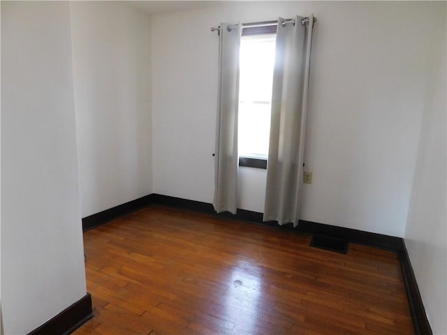 35 W Willock, Brentwood, PA 15227 - photo 9