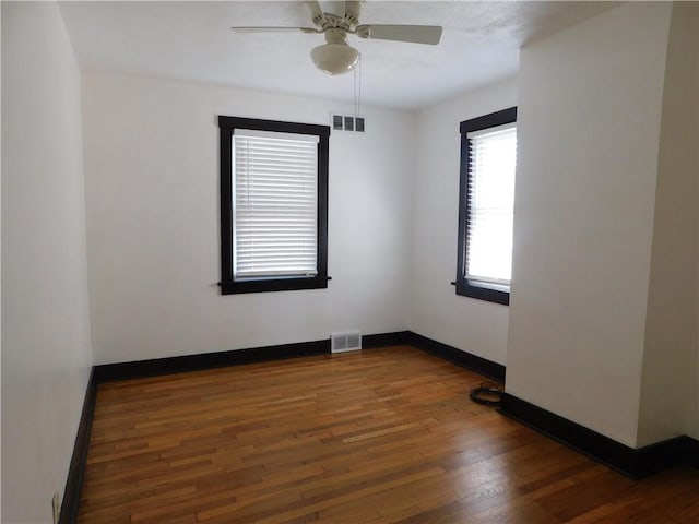 35 W Willock, Brentwood, PA 15227 - photo 10
