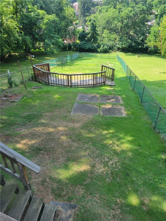 35 W Willock, Brentwood, PA 15227 - photo 20