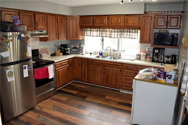 209 High St, Derry Boro, PA 15627 - photo 6