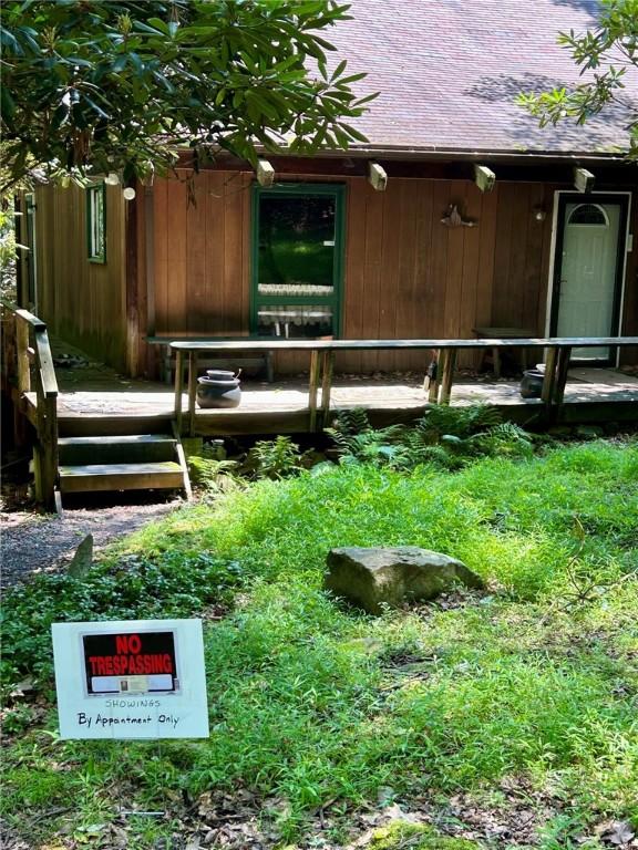 221 N Locust Rd, Bullskin Twp, PA 15610 - photo 4