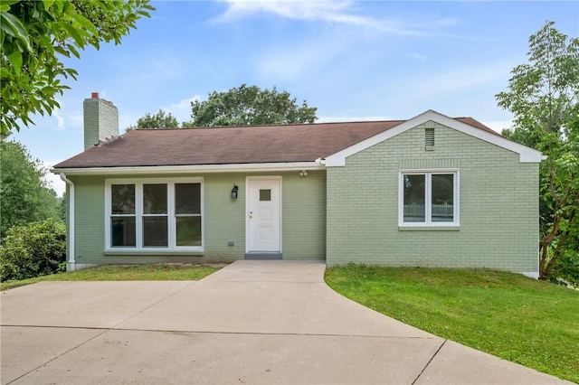 307 Churchill Rd, Churchill Boro, PA 15235 - photo 1