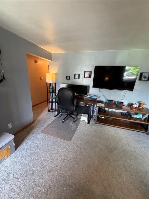 1927 Outlook Dr, Verona, PA 15147 - photo 4