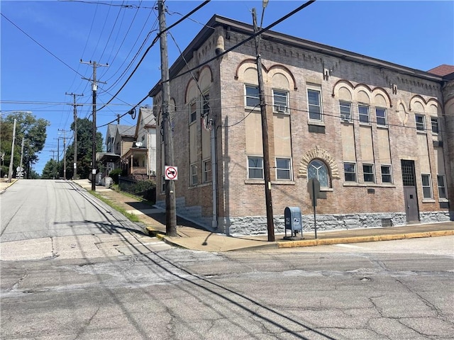 100 2nd St, Rankin, PA 15104 - photo 2