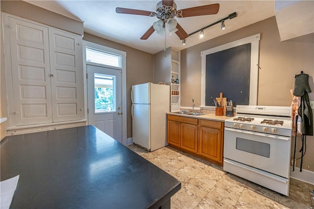 1347 Strawn Ave, New Kensington, PA 15068 - photo 9