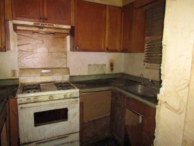 3944 Jordan St, South Heights, PA 15081 - photo 9
