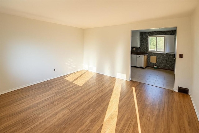 2724 Race St, Penn Hills, PA 15235 - photo 3