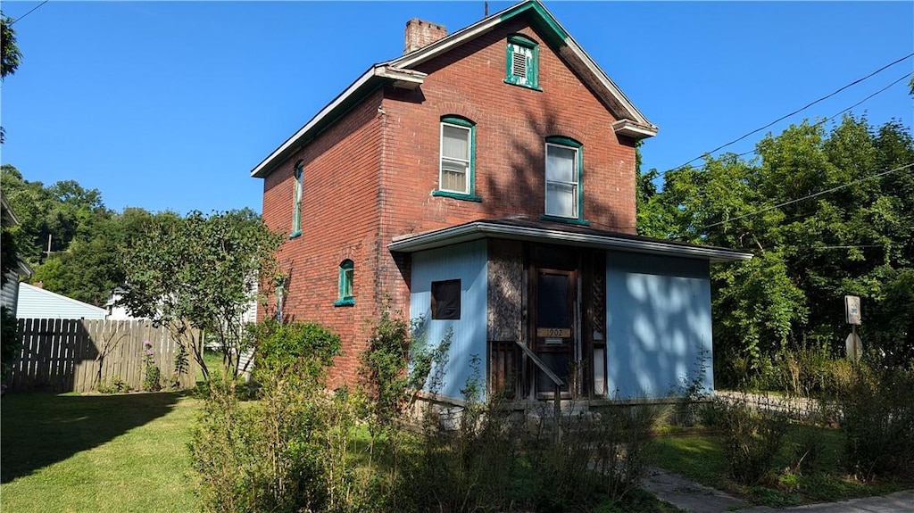 1902 Hamilton St, New Castle, PA 16101 - photo 1