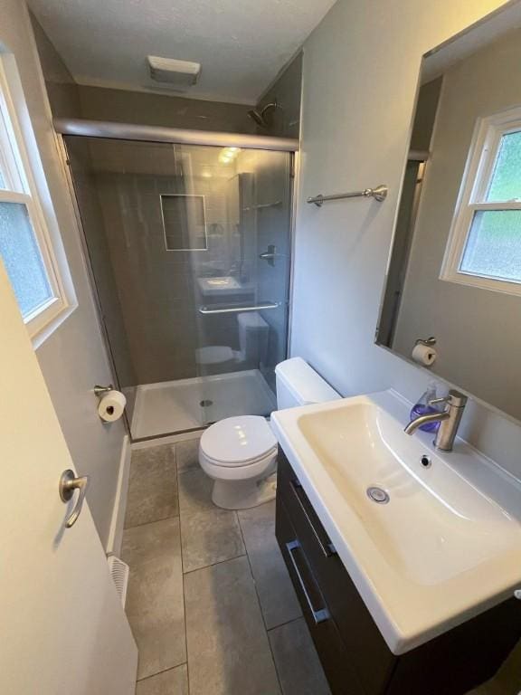389 Tara Dr, Pleasant Hills, PA 15236 - photo 14