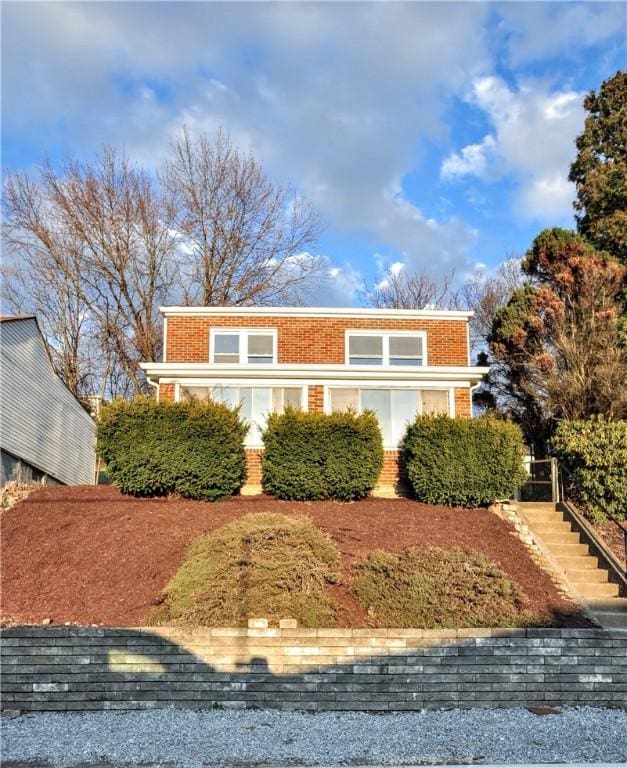 1049 Delaware Ave, Glassport, PA 15045 - photo 2