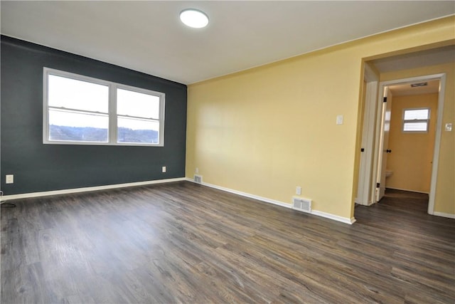 1049 Delaware Ave, Glassport, PA 15045 - photo 23