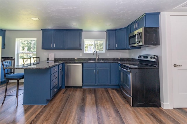 105 Becks Run Rd, Moon/Crescent Twp, PA 15108 - photo 3