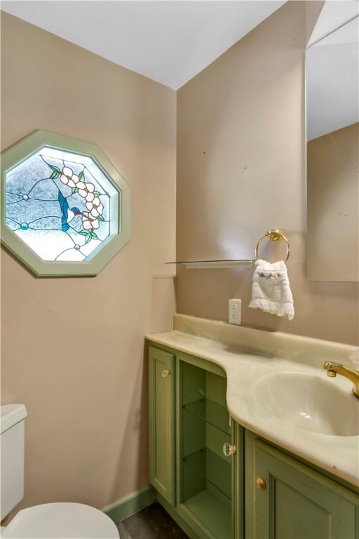 566 Saint Clair Dr, Penn Hills, PA 15147 - photo 21