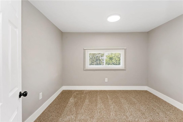 813 Overhill Dr N, Versailles, PA 15137 - photo 18