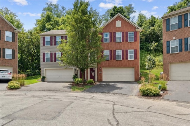 154 Aidan Ct, Brookline, PA 15226 - photo 3