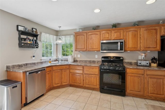 154 Aidan Ct, Brookline, PA 15226 - photo 9