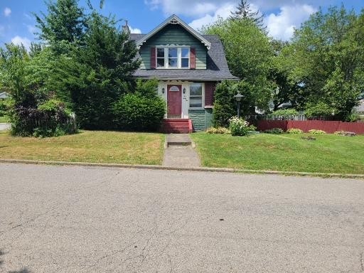 562 Hawthorne Pl, Sharon, PA 16146 - photo 1