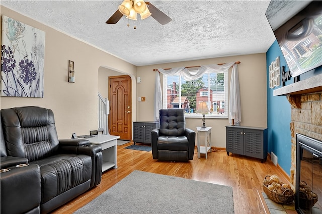 352 Spring Valley Rd, Pittsburgh, PA 15243 - photo 2