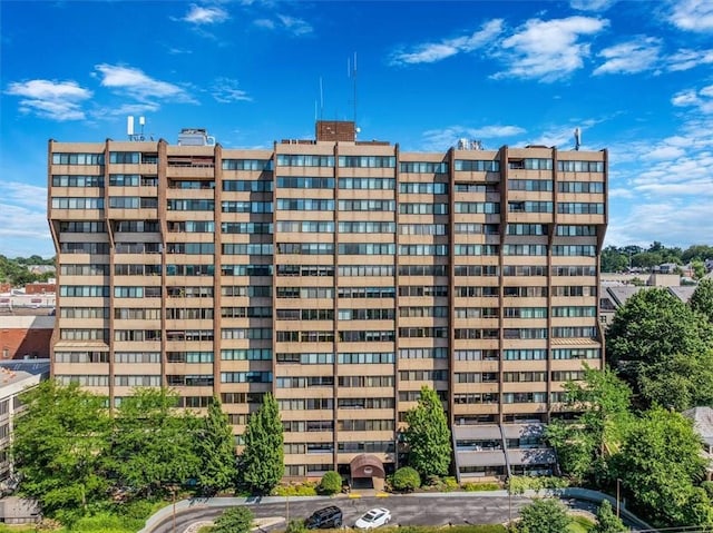 750 Washington Rd Unit 307, Mt Lebanon, PA 15228 - photo 1