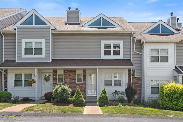 131 Old Village Ln, Bethel Park, PA 15102 - photo 1