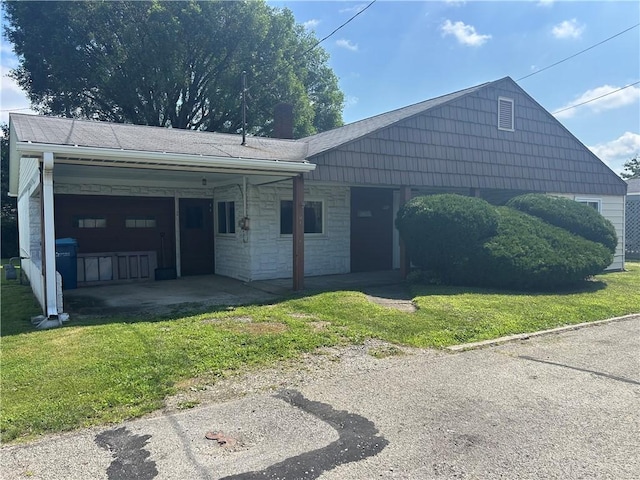 800 W Smithfield St Unit W, Mount Pleasant Boro, PA 15666 - photo 1