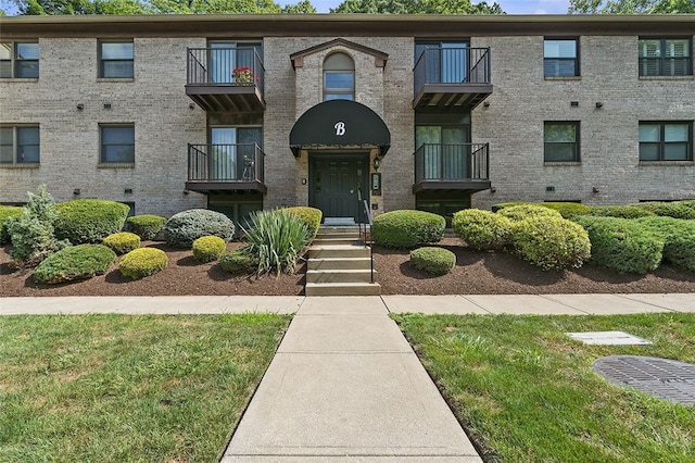300 Gilkeson Rd Unit 12B, Mt Lebanon, PA 15228 - photo 1