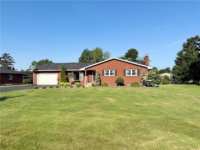 3215 Elm Dr, Neshannock Twp, PA 16105 - photo 1